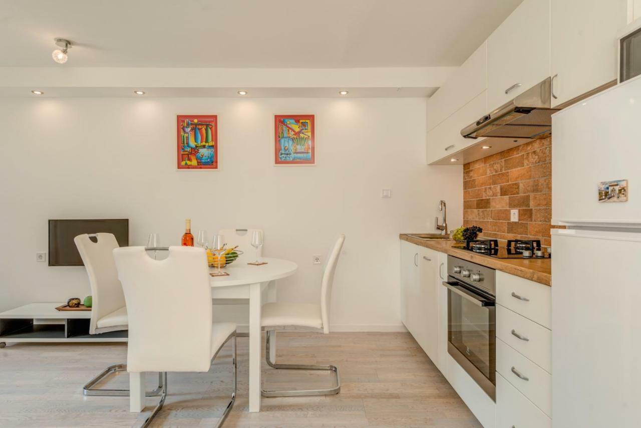 Rose Apartment Сплит Екстериор снимка
